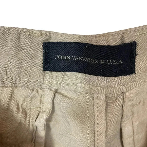 John Varvatos USA Linen Blend Flat Front Khaki Shorts - Picture 5 of 7